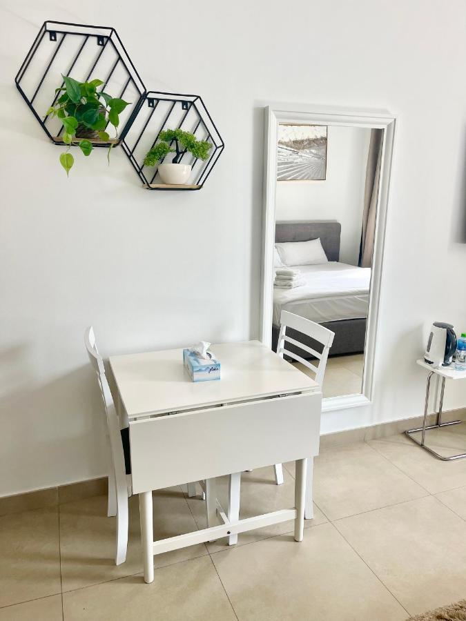 Super Elegant Studio Apartment-Sparkle Tower By Sweet Homes 迪拜 外观 照片